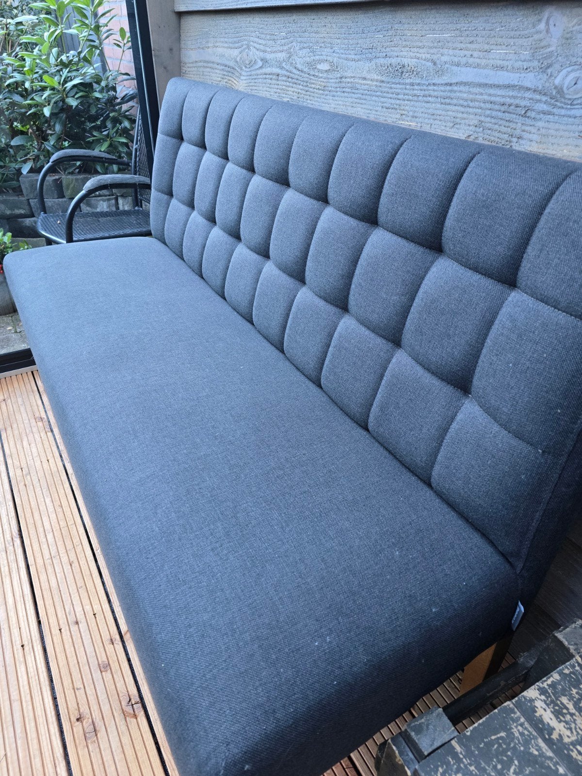Bankje voor bij de eettafel, Ophalen, Eén
