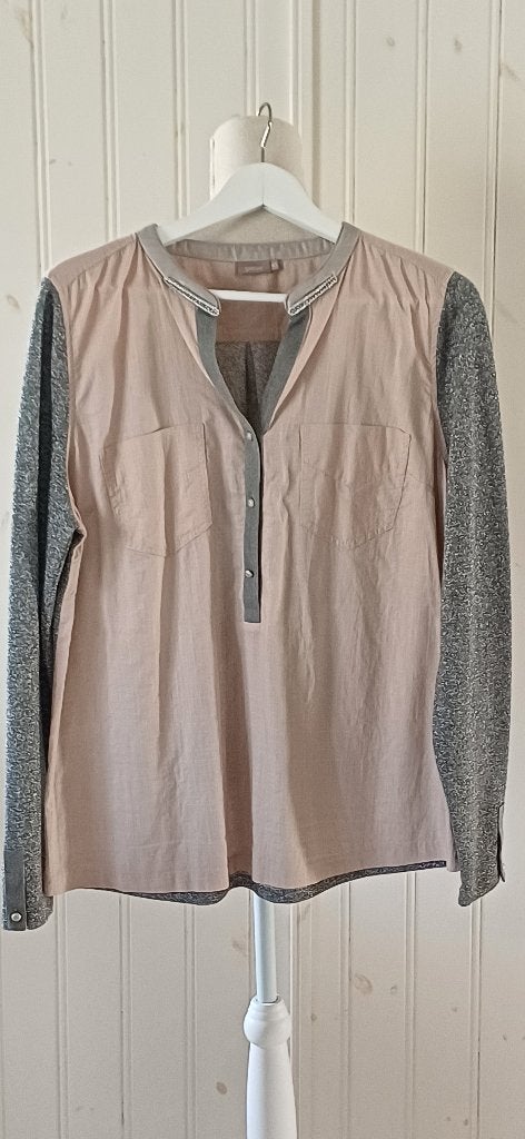 Mooie blouse van GUSTAV      maat 42, Overige kleuren, Verzenden, Zo goed als nieuw, Maat 42/44 (L)