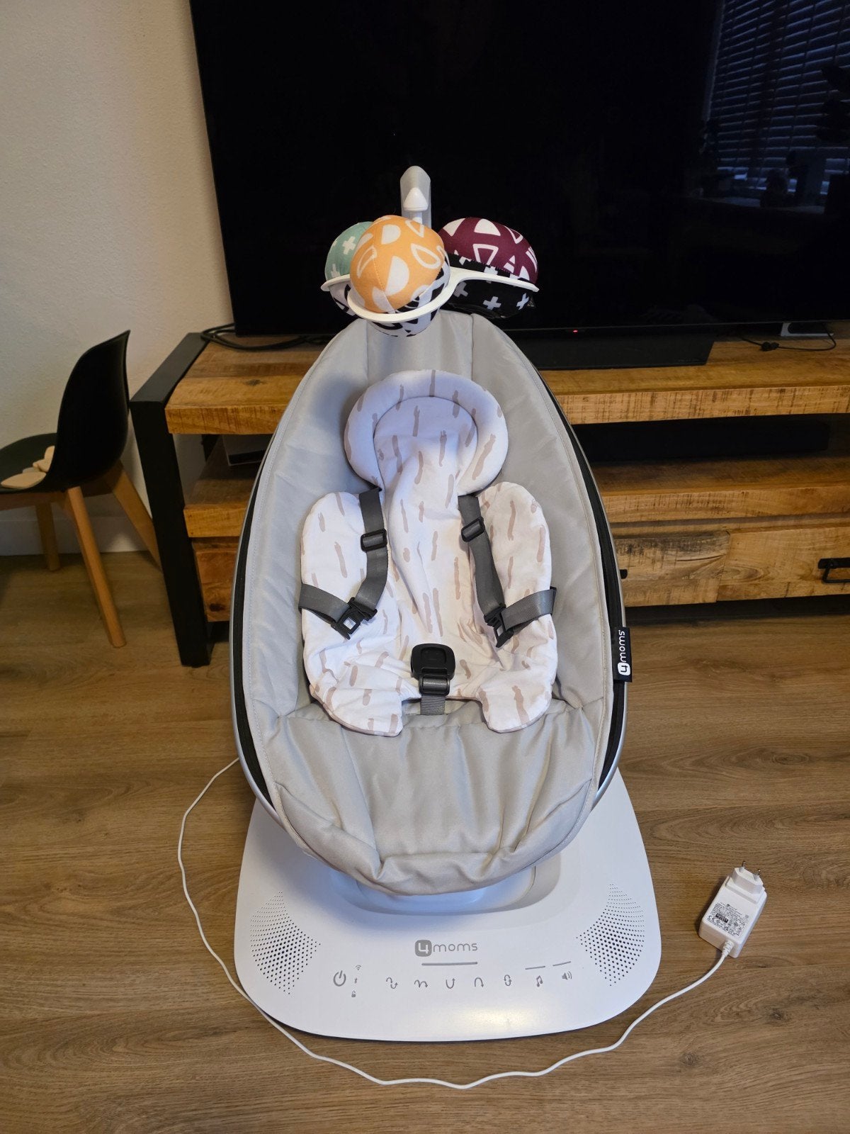 4moms MamaRoo 5.0 Wipstoel - Inclusief baby inleg, Wipstoel, Met gordel(s) of riempje(s), Zo goed als nieuw, Ophalen