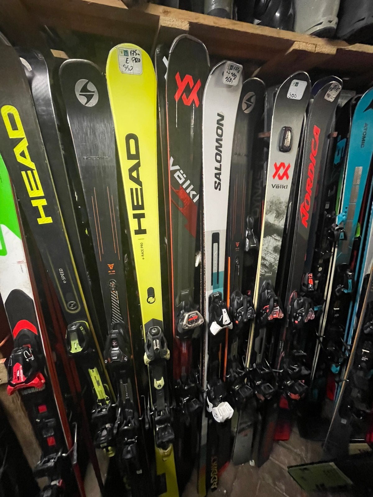 GROOTSTE VOORRAAD TOP SKIS!! 5 ster verkoper!  BESTE MODELEN, 160 tot 180 cm, Ophalen of Verzenden, Zo goed als nieuw, Carve