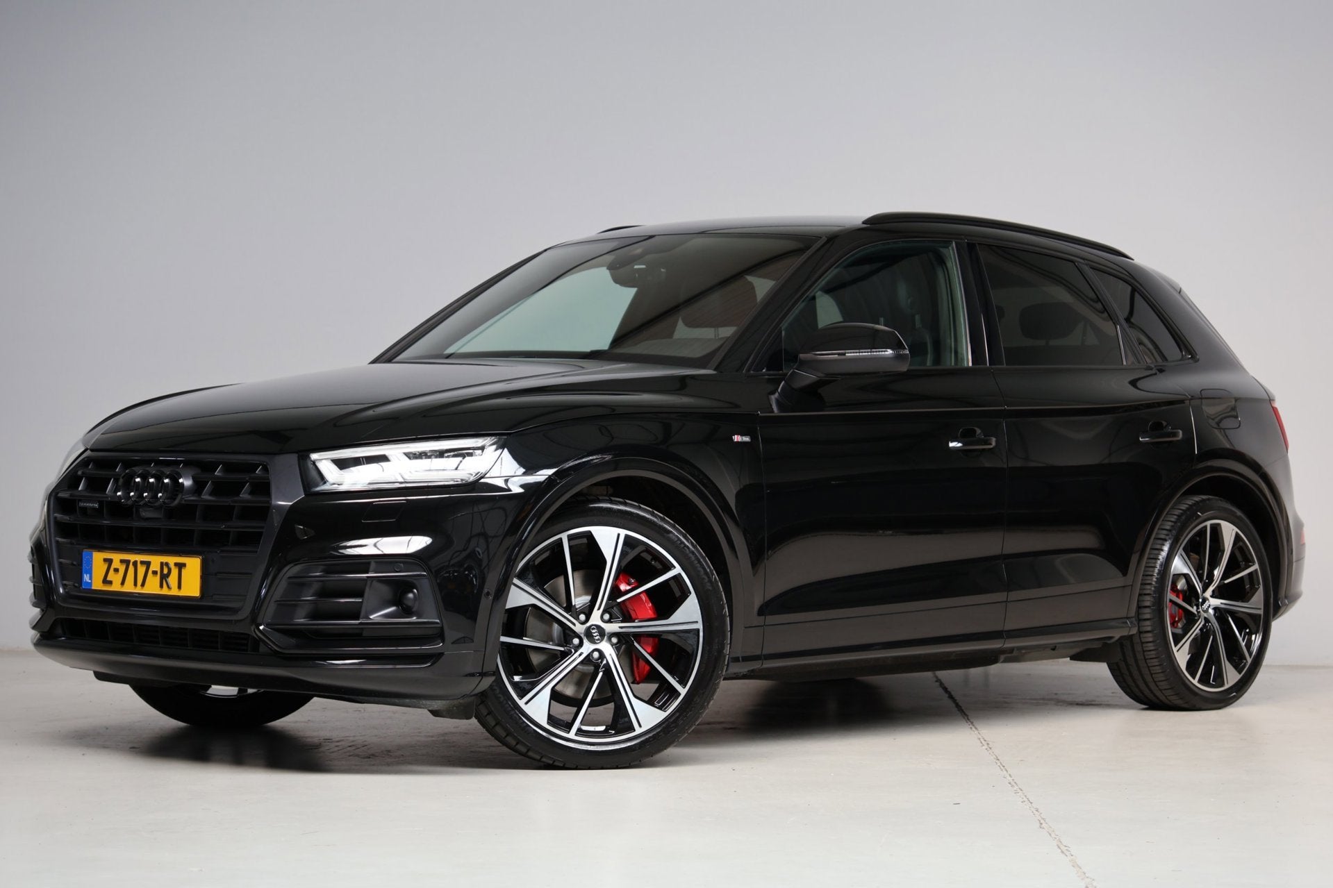 Audi Q5 55 TFSI e Quattro Competition | B&O | 360 camera | a, Auto's, Automaat, Dealer onderhouden, 1750 kg, 4 cilinders