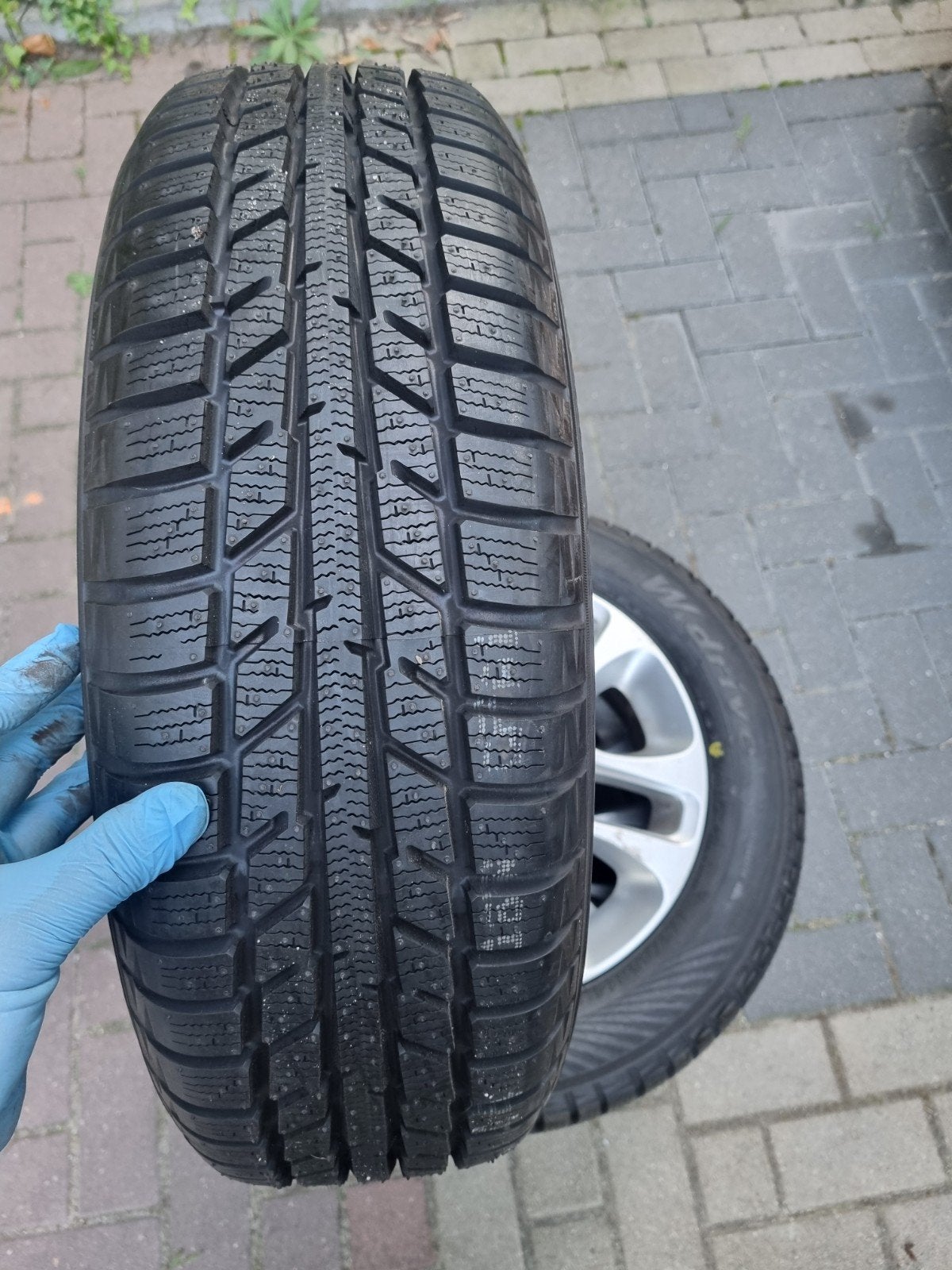 175 65 14 YOKOHAMA WINTERBANDEN, Auto-onderdelen, Ophalen, 14 inch, 175 mm, Banden en Velgen