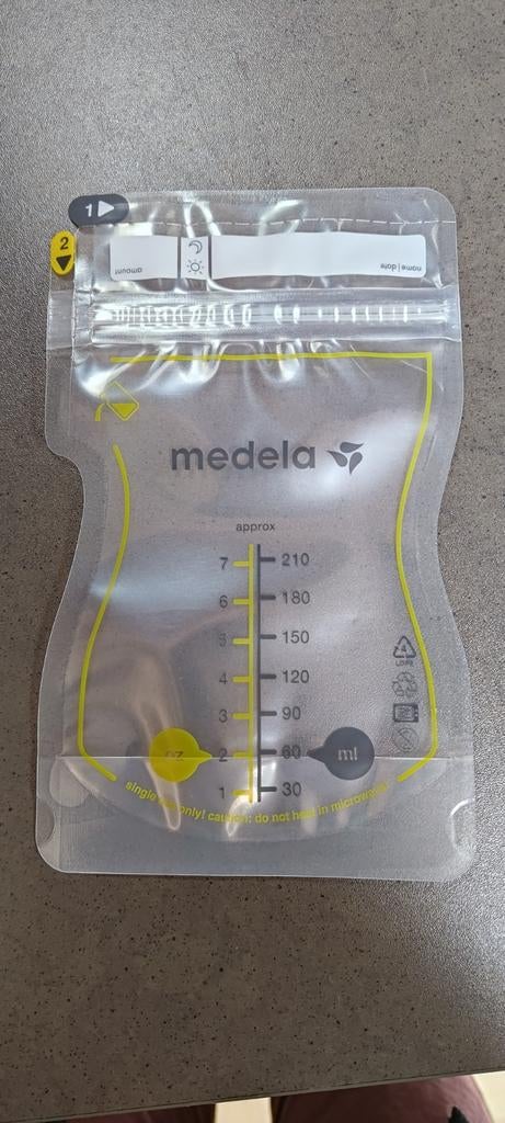 Medela moedermelk bewaar zakjes, Ophalen of Verzenden, Nieuw, Overige typen