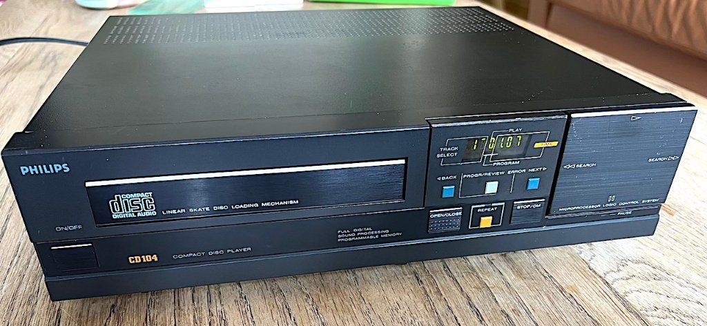 CD 104, Ophalen of Verzenden, Refurbished, Philips