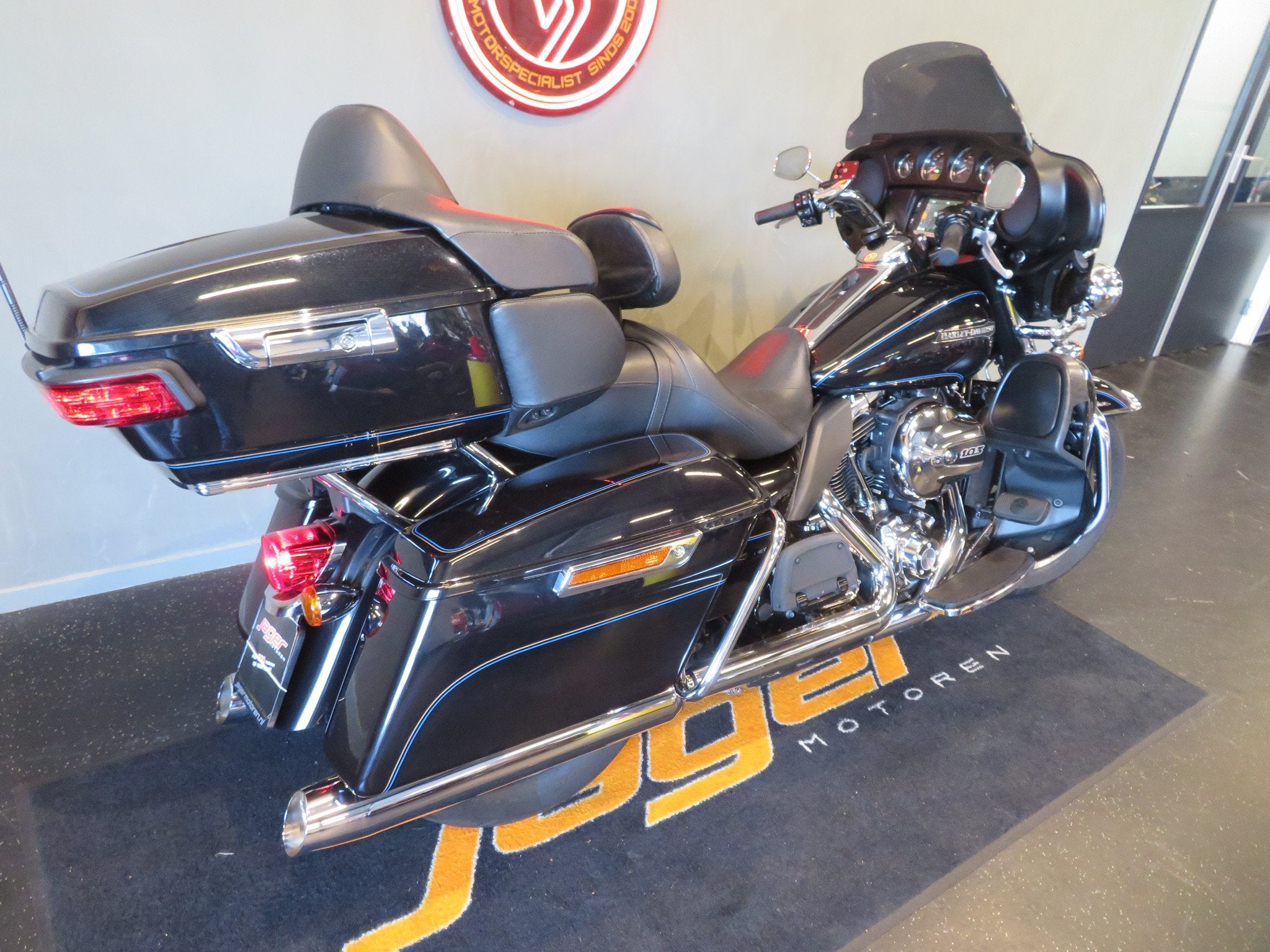 Harley-Davidson FLHTCU ULTRA GLIDE LIMITED TOPPER!, Bedrijf, Chopper