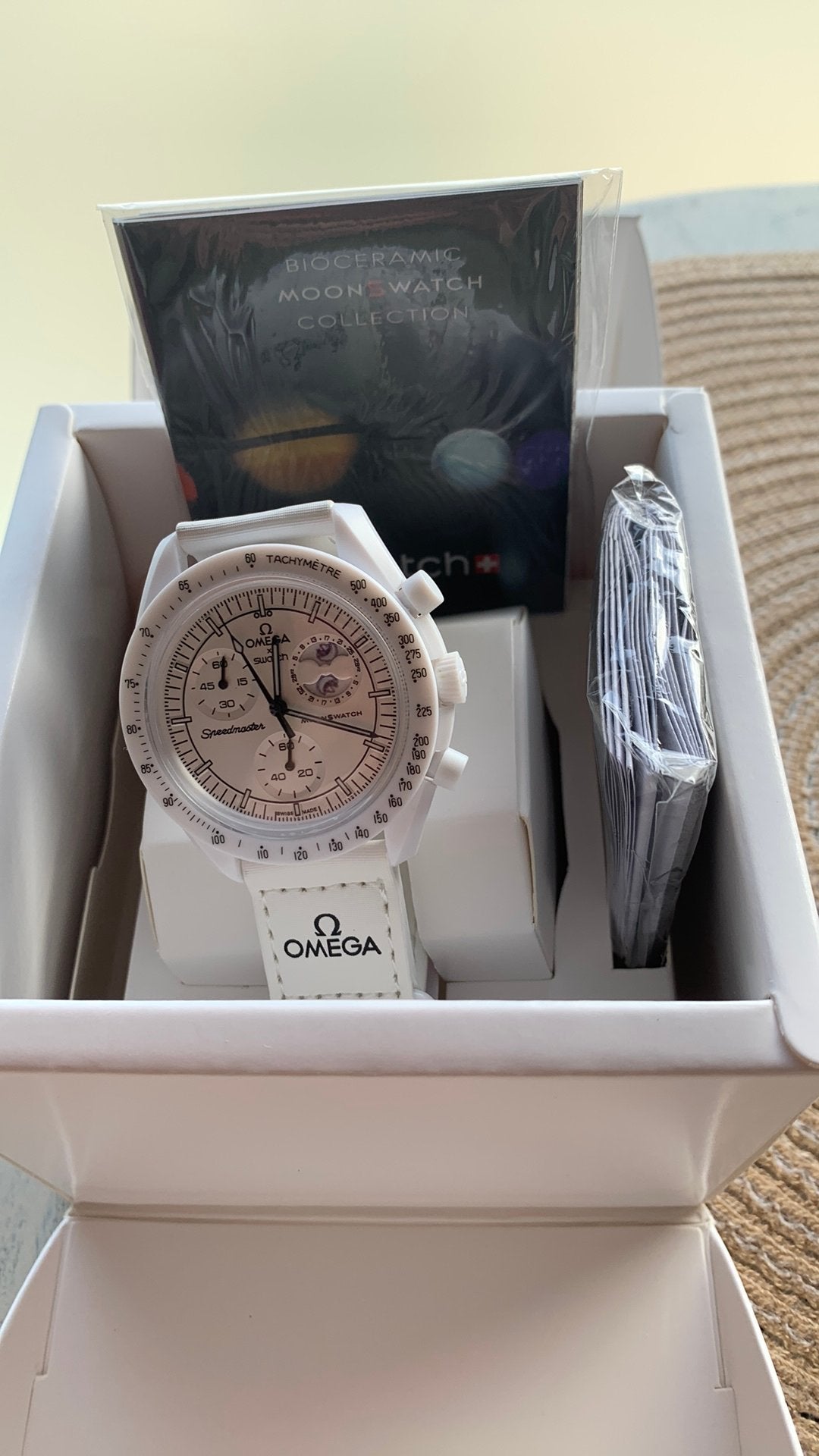 Omega swatch Moonphase 42 mm, Ophalen of Verzenden, Zo goed als nieuw, Kunststof, Swatch