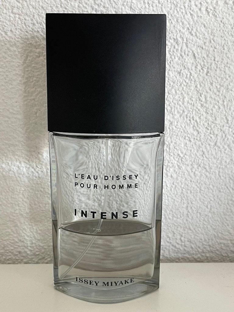 Decant L´eau D´Issey Intense Pour Homme 2,5 of 5 ml, nieuw, Beaute Prestige International, Help@eu-store.isseymiyake.com., Verzenden