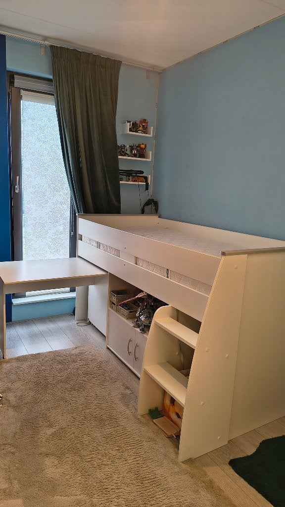 Halfhoogslaper wit met bureau - inclusief stevig matras, Ophalen, Eenpersoons, Minder dan 160 cm, Zo goed als nieuw