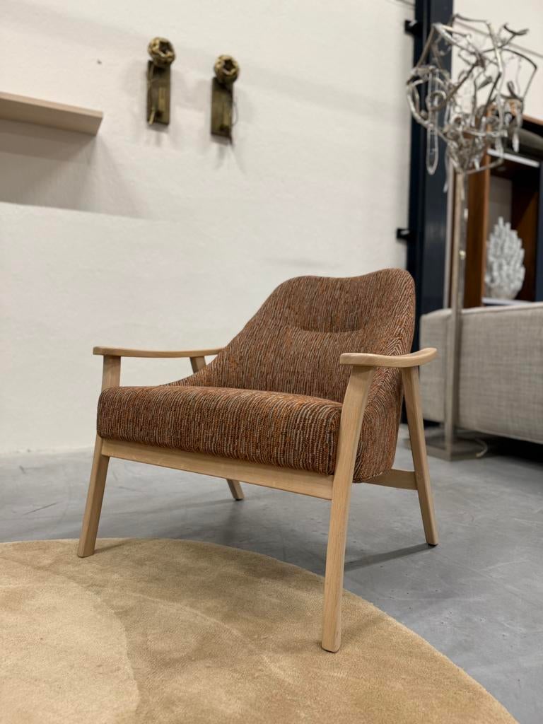 Nieuw Harvink Blazoen fauteuil Oregon stof Design stoel Hout, Huis en Inrichting, Harvink, Nieuw, 75 tot 100 cm, Ophalen of Verzenden