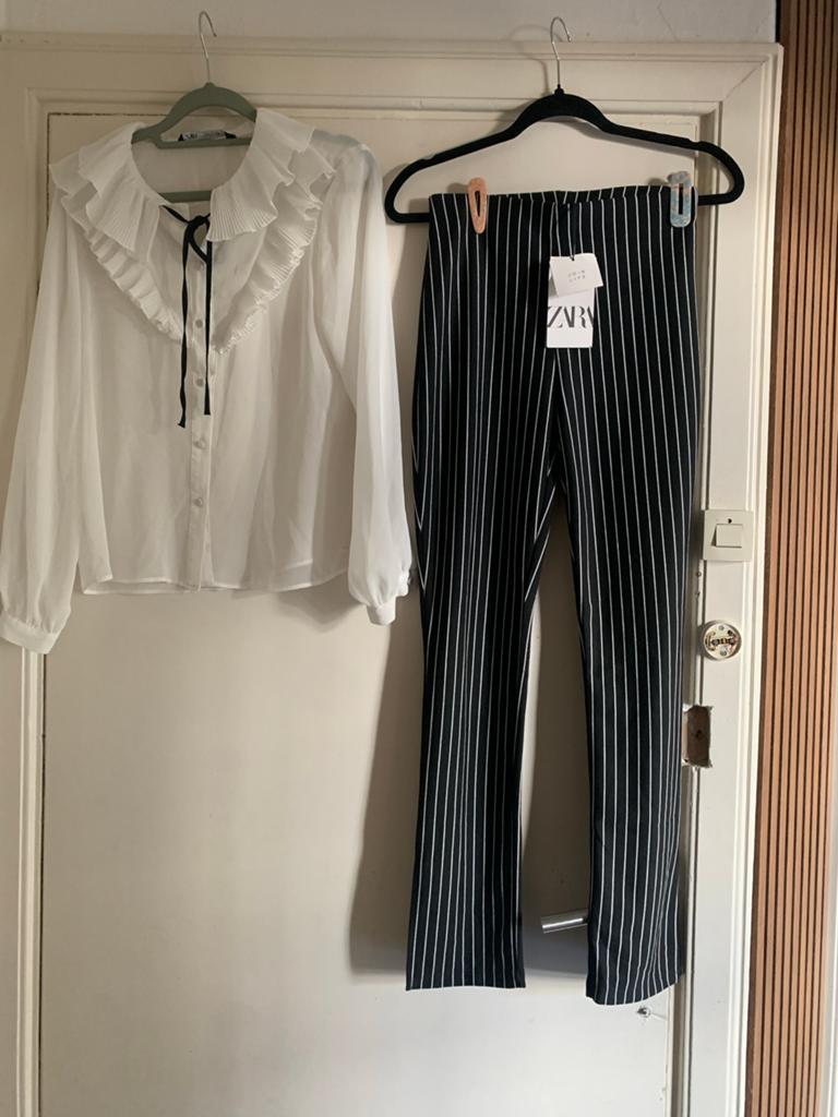 Zara blouse en gestreepte broek set, Kleding | Dames, Broeken en Pantalons, Wit, Ophalen of Verzenden, Zo goed als nieuw, Maat 36 (S)