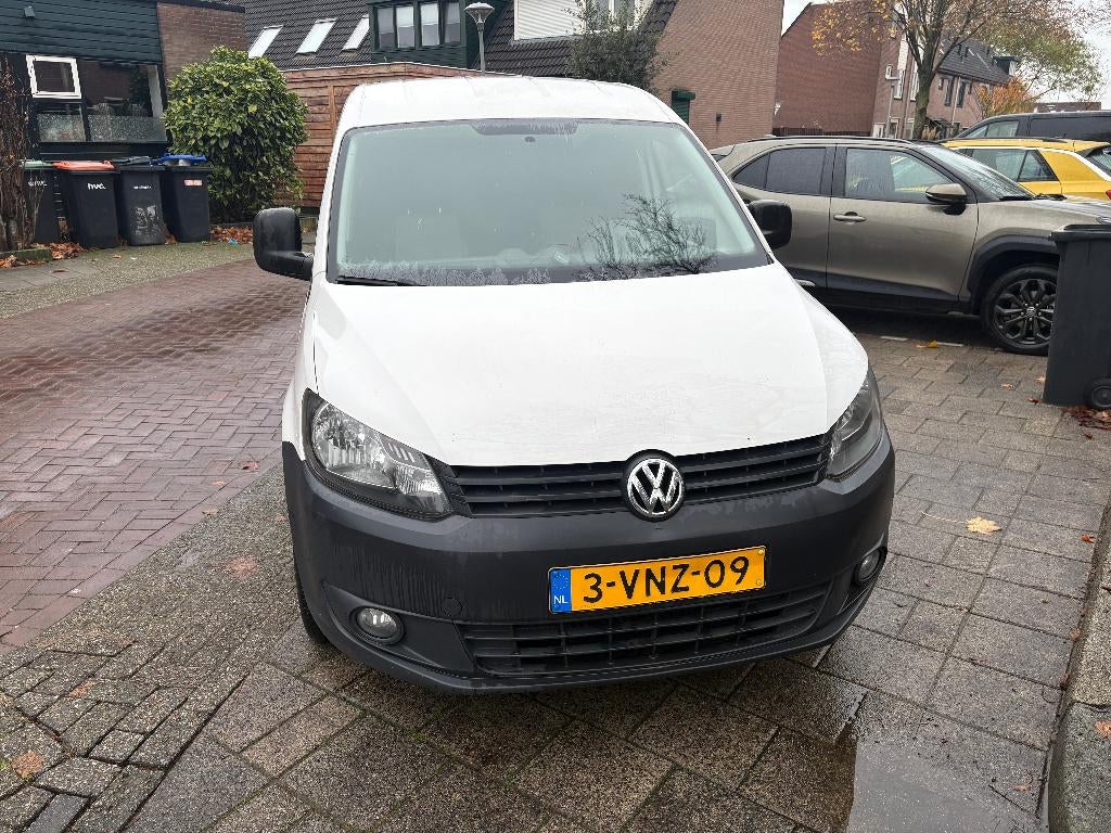 volkswagen caddy apk tot 08-12-26 € 2450 ex.btw., Auto's, Bestelauto's, Euro 5, 4 cilinders, Leder en Stof, Wit