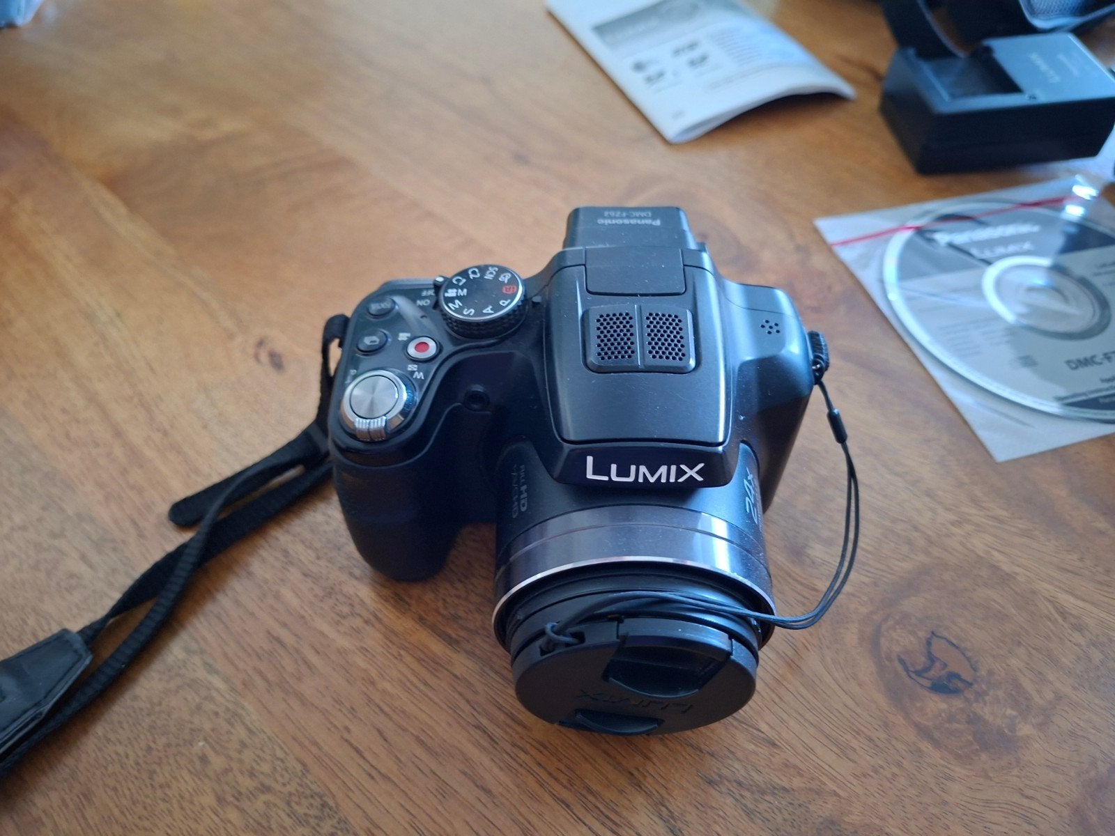 Panasonic FZ62 Lumix, Ophalen, Panasonic, Zo goed als nieuw, Lensdop