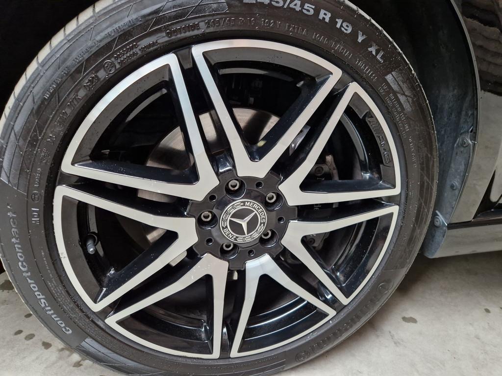 Mercedes-Benz V-klasse AMG Edition Blackseries Leder 5P 360, Auto's, Bestelauto's, Automaat, Achterwielaandrijving, Gebruikt, 4 cilinders