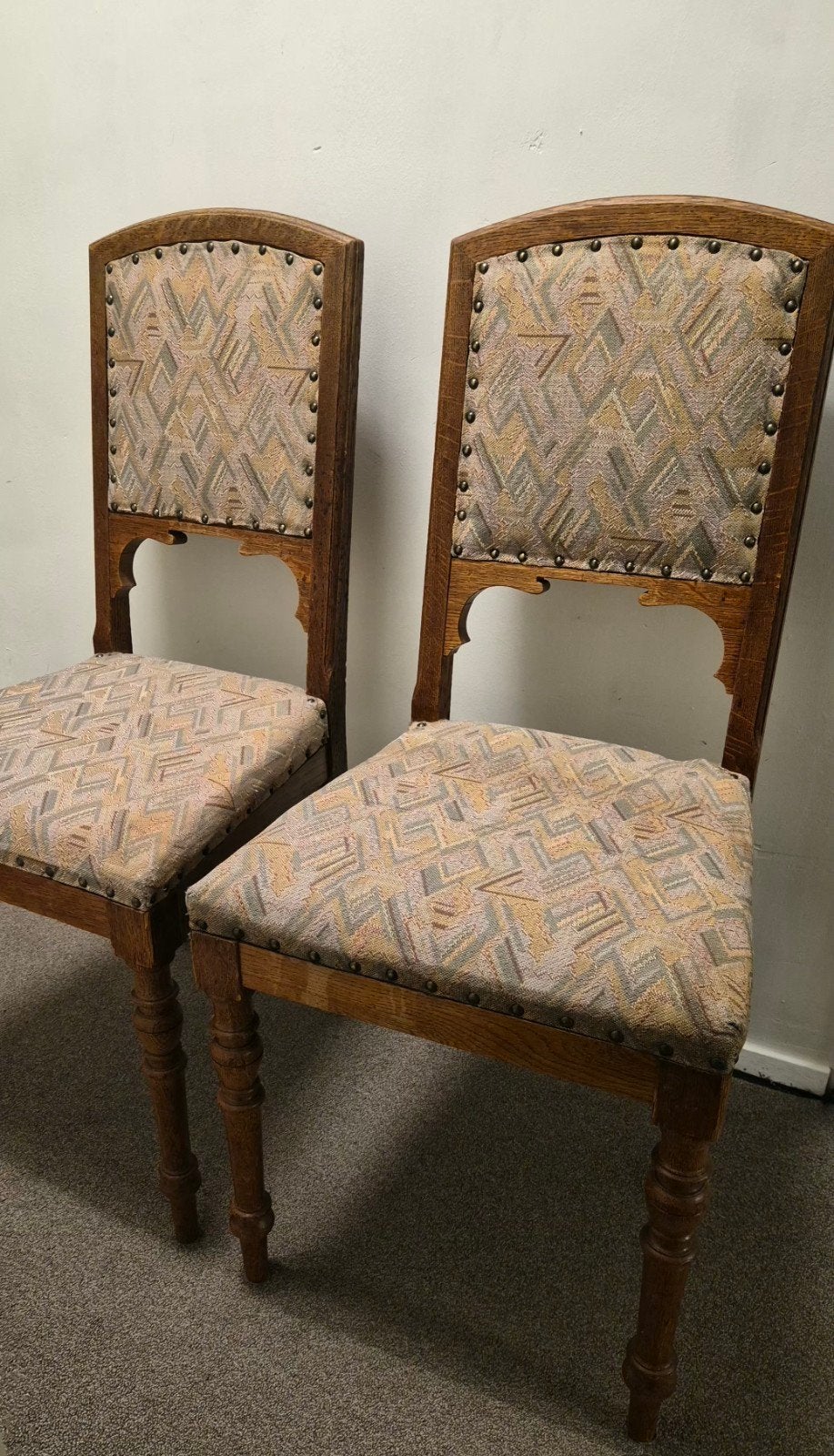 Set van 2 antieke houten stoelen - Meubelfabriek Nederland, Antiek en Kunst, Ophalen