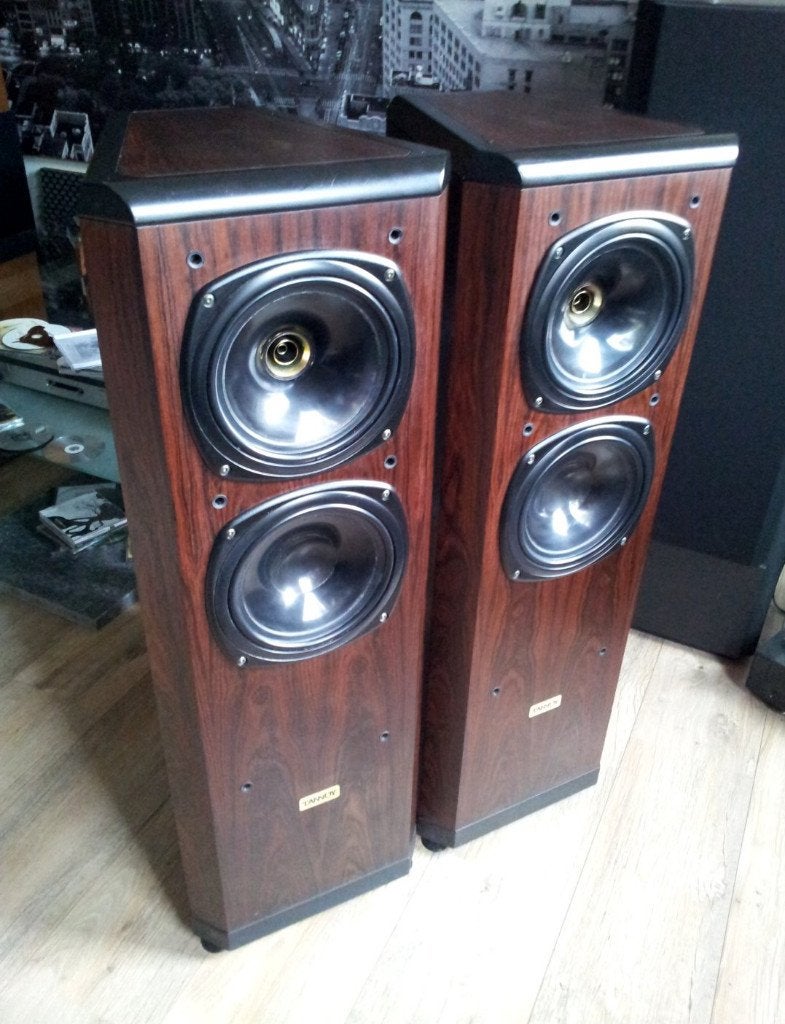 Tannoy D-500 (Definition Series) Rosewood, Gebruikt, 120 watt of meer, Front, Rear of Stereo speakers, Ophalen