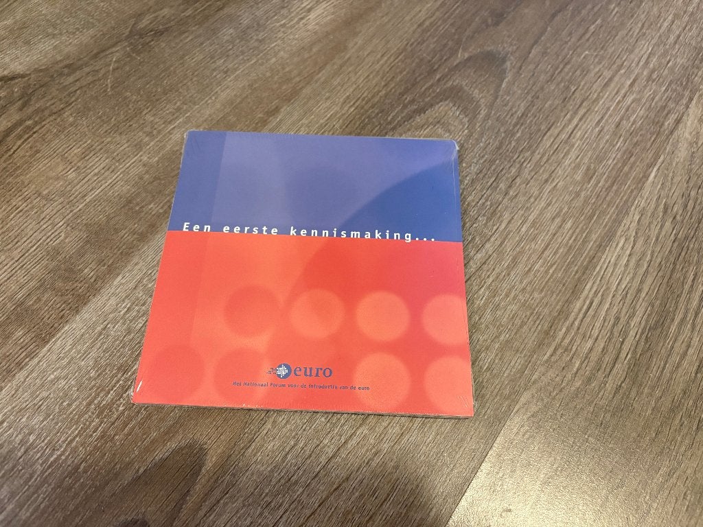 1e euromuntset, NL, UNC in mapje, ongeopend, Ophalen of Verzenden, Overige landen, Overige waardes, Setje