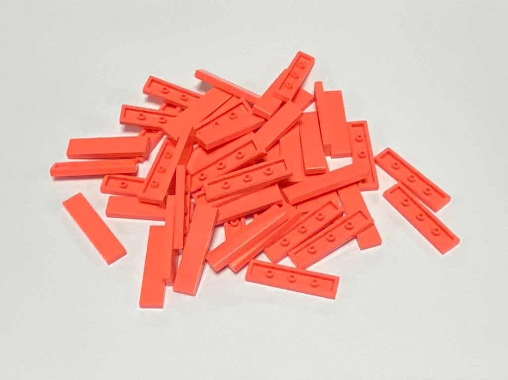 Partij nieuwe 50x 1x4 Lego tegels diverse kleuren, Overige thema's, Lego, Nieuw, Ophalen of Verzenden