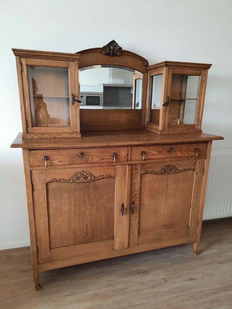 Antieke houten buffetkast, Ophalen, Gebruikt, 150 tot 200 cm, Glas