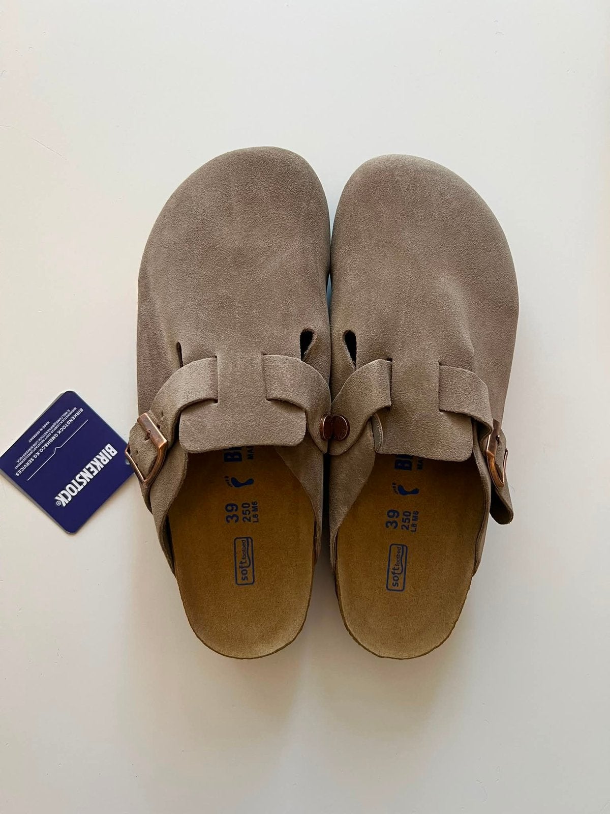 Birkenstocks Boston Suede Taupe , ( smalle voet ) , Nieuw !, Ophalen of Verzenden, Nieuw, Overige kleuren, Sandalen of Muiltjes