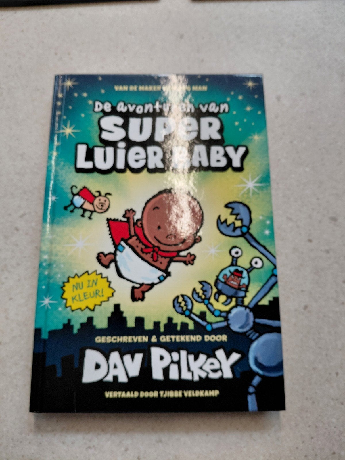 De avonturen van Super Luier Baby - Leuk kinderboek, Boeken, Ophalen of Verzenden, Gelezen, Dav Pilkey, Fictie algemeen