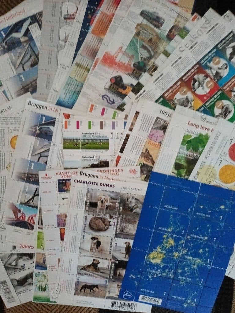 Frankeergeldig > Velletjes van 10 x tarief 1 > SPOTGOEDKOOP!, Postzegels en Munten, Postzegels | Nederland, Verzenden, Na 1940