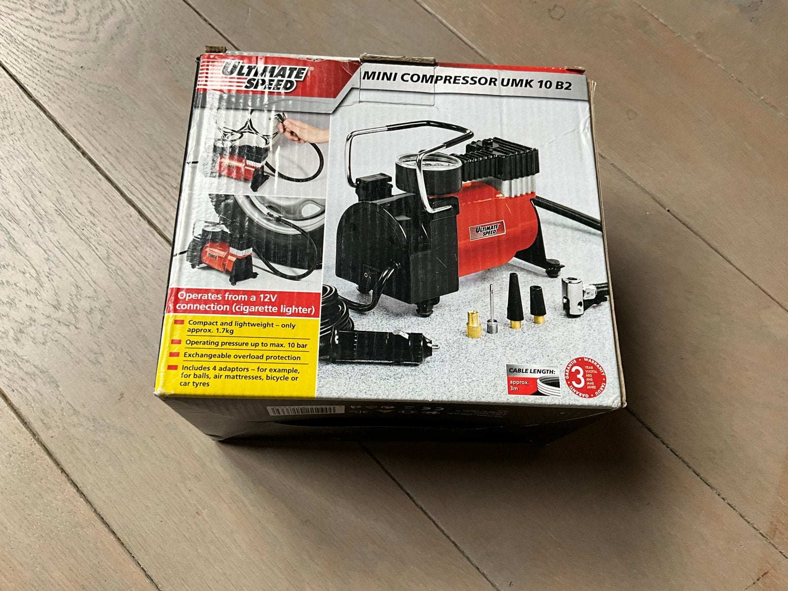 Mini compressor 12V aansluiting - Ultimate Speed UMK 10 B2, Doe-het-zelf en Verbouw, Compressors, Ophalen, 6 tot 10 bar, Zo goed als nieuw