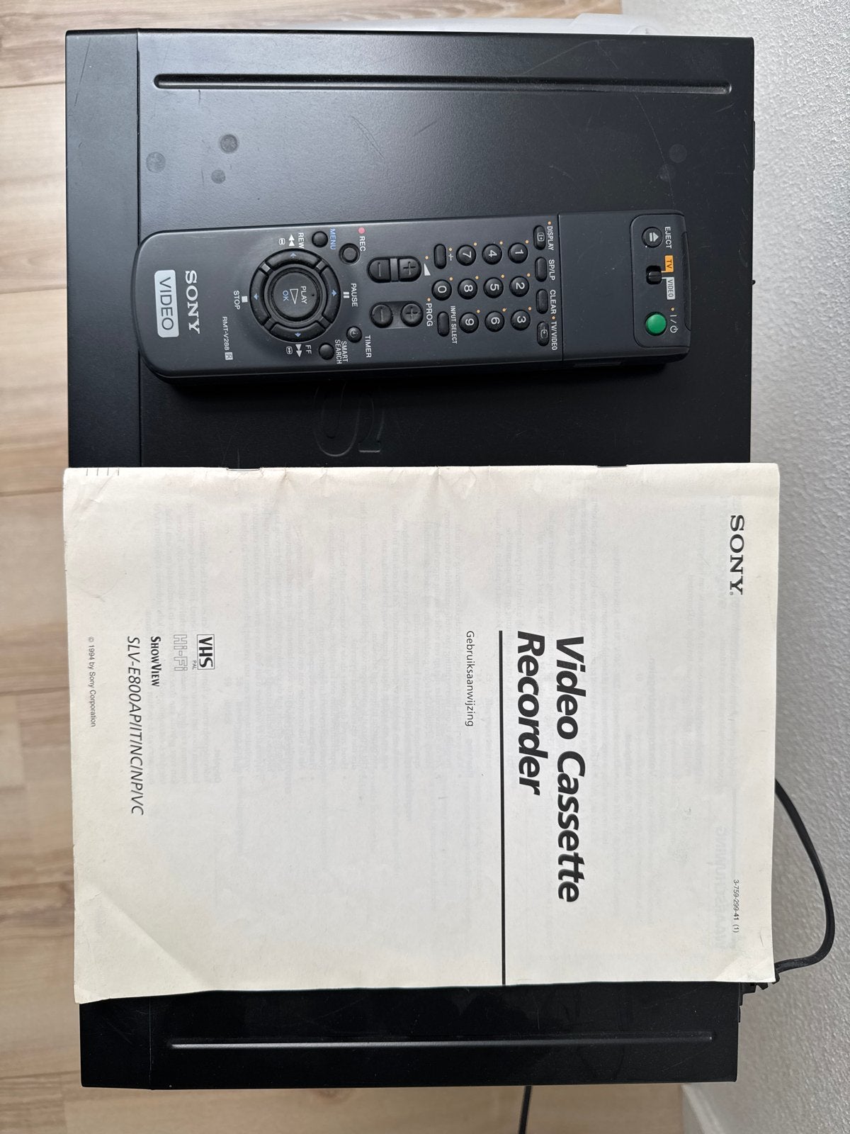 Sony SLV-E890D VHS-speler/recorder met afstandsbediening, Ophalen of Verzenden, Zo goed als nieuw, VHS-speler of -recorder
