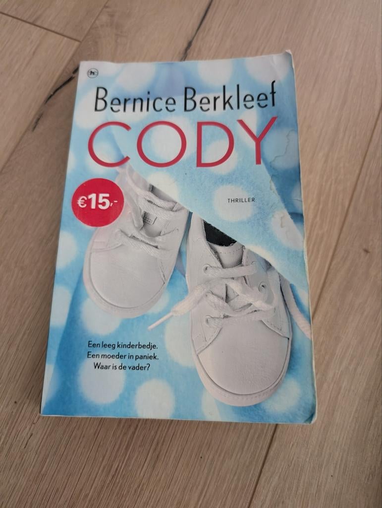 Cody - Bernice Berkleef (Thriller), Boeken, Ophalen of Verzenden, Gelezen, Bernice Berkleef, Nederland