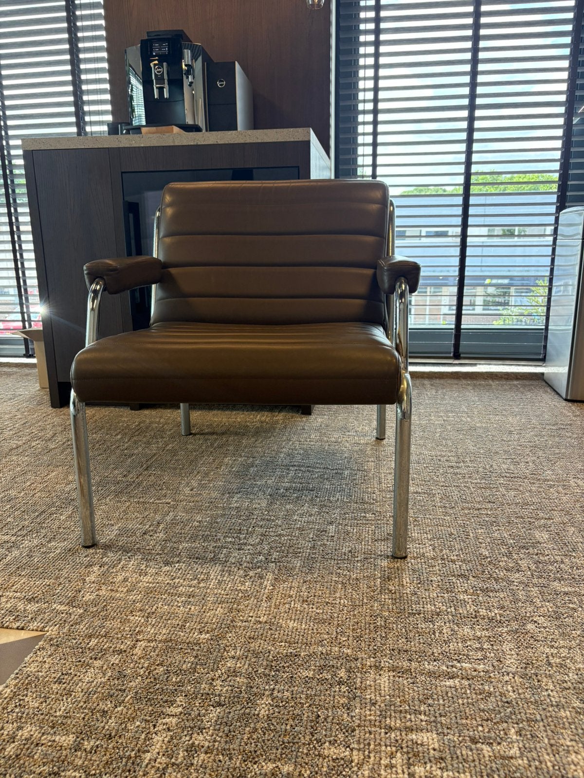 Eron Fauteuil leer en buisframe, Ophalen, Gebruikt, 50 tot 75 cm, Leer