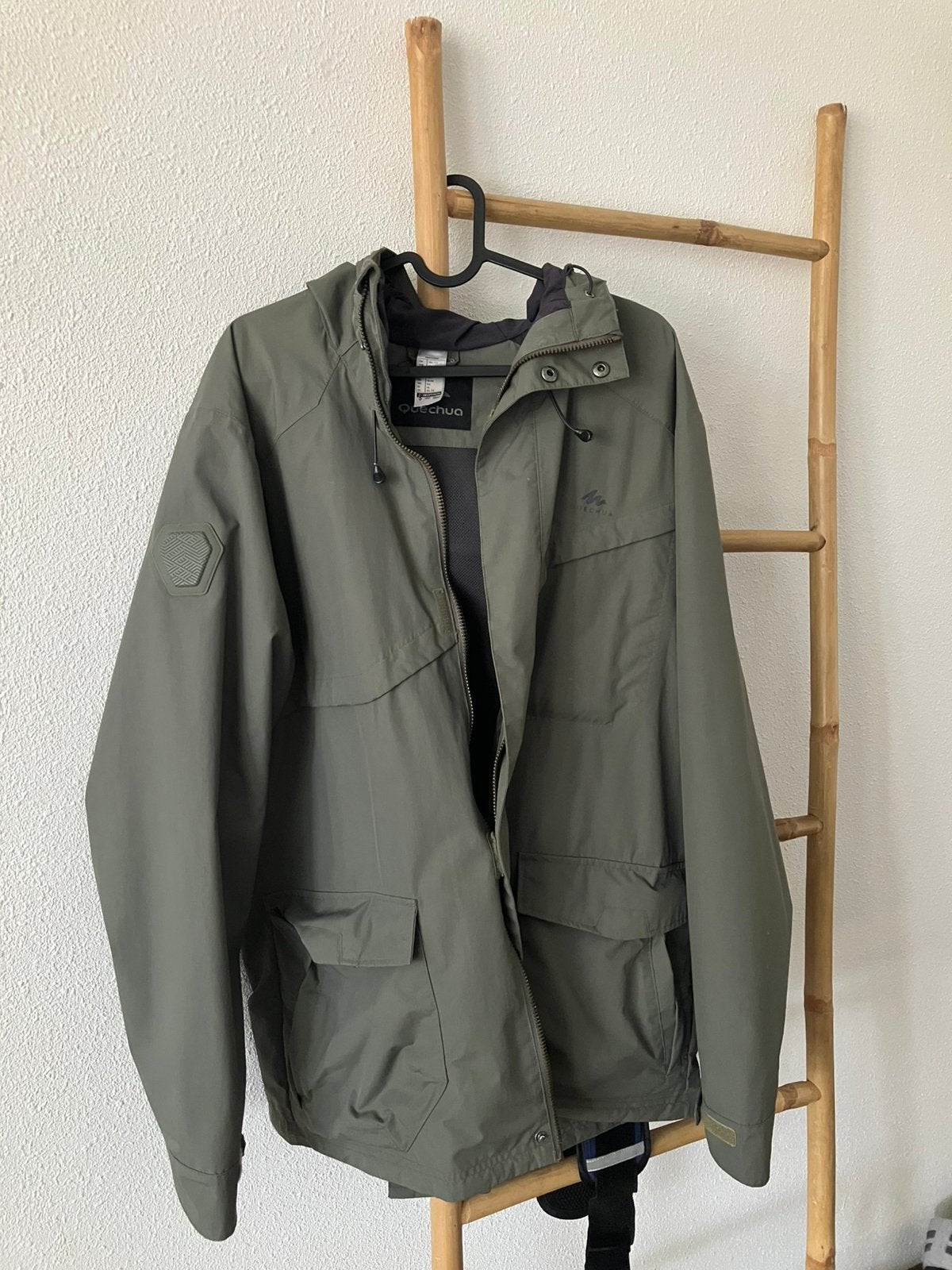 Quechua waterdichte jas NH, Ophalen, Zo goed als nieuw, Zwart