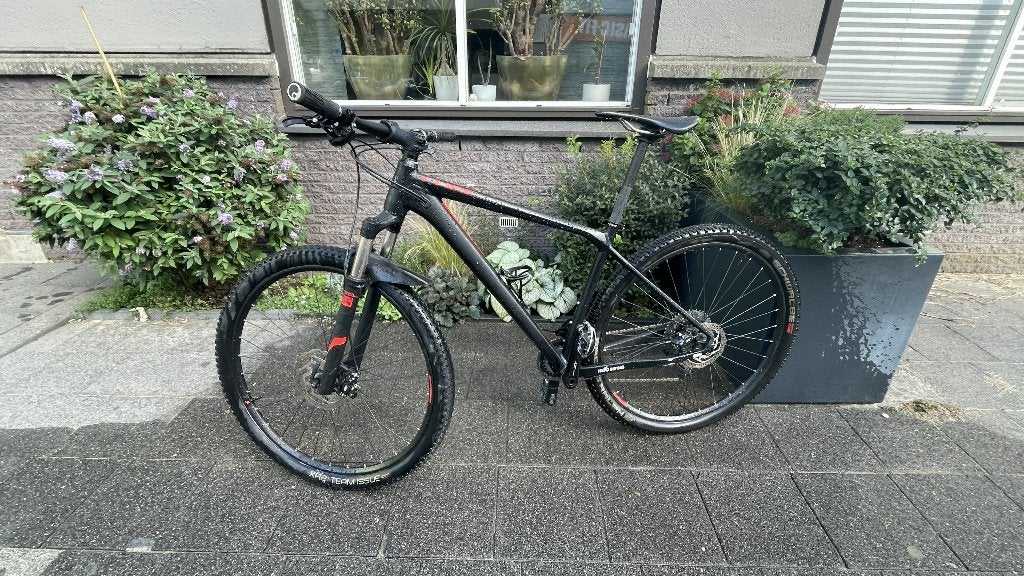 Foto 2 van Cube Reaction Pro 2018 - SLX schakelgroep, XT remset