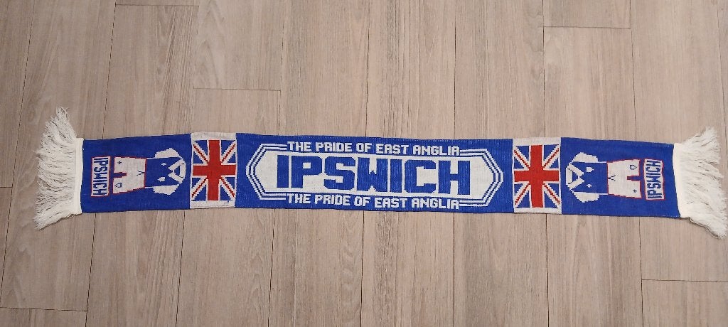 Ipswich Town sjaal, Ophalen of Verzenden, Zo goed als nieuw, Buitenlandse clubs, Vaantje of Sjaal