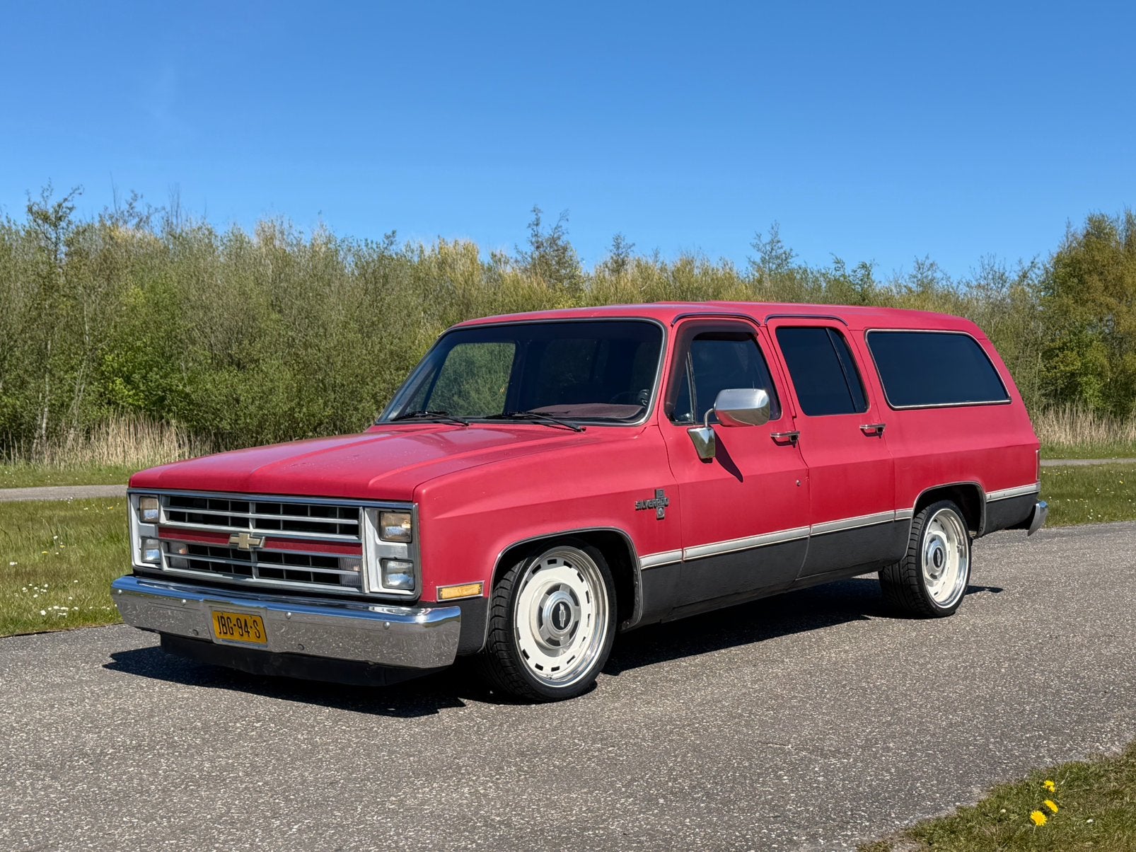 Chevrolet Suburban V8 | Nette staat | Wegenbelastingvrij |, Auto's, Chevrolet, 164 pk, 8 stoelen, Stationwagon, Particulier