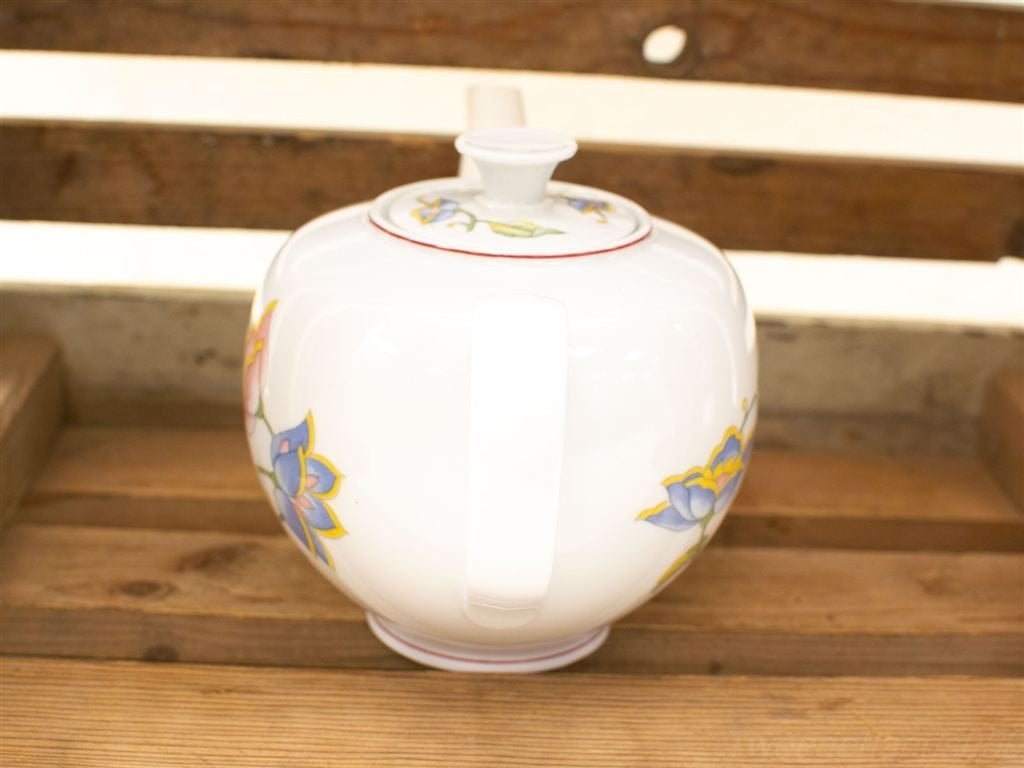 porseleinen theepot 34885, Gebruikt, Ophalen of Verzenden, Bord(en), Overige stijlen