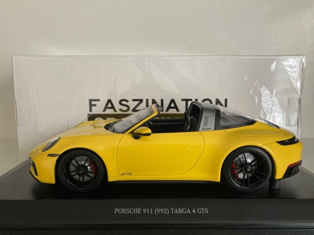Porsche 911 (992) Targa 4 GTS 2021 1:18 (nieuw), Verzenden, Nieuw, Auto, MiniChamps