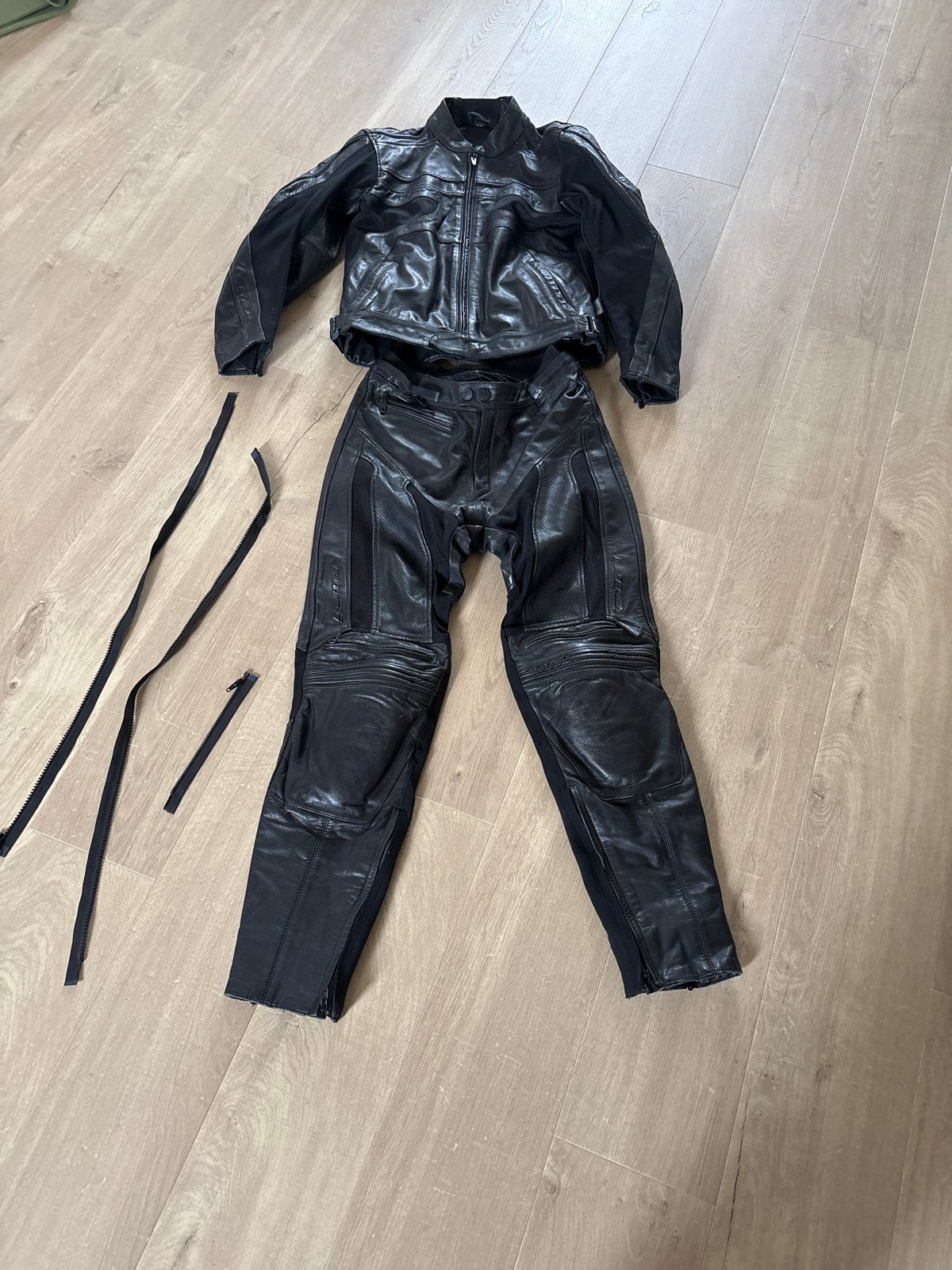 Difi leren motorpak (jas en broek) maat 50 tot 1 te maken, Motoren, Kleding | Motorkleding, Ophalen of Verzenden, Tweedehands