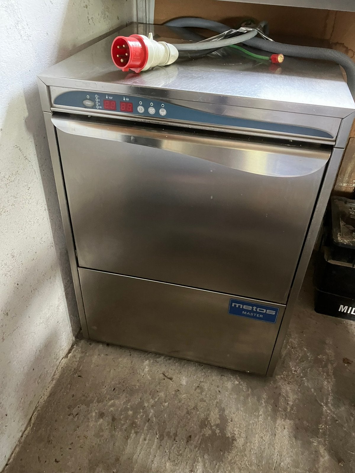 Glazenspoelmachine, Ophalen, Gebruikt, Minder dan 85 cm