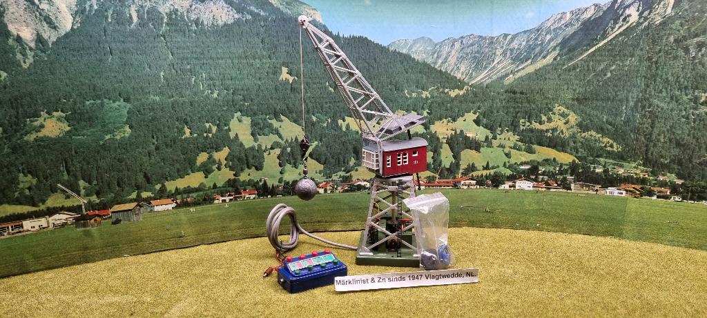 Marklin 7051 met magneet+Sloopkogel&schakel kastje., Hobby en Vrije tijd, Modeltreinen | H0, Ophalen, Wisselstroom, Overige typen