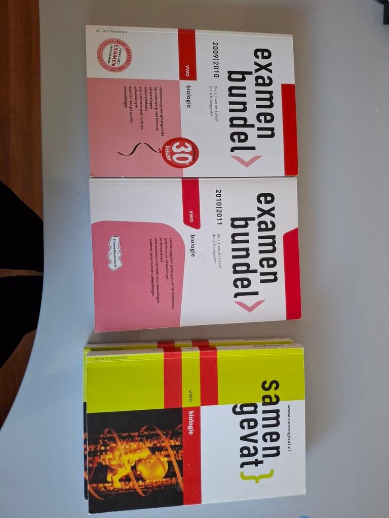 VWO Samengevat Biologie en 2x Examenbundel VWO biologie, Ophalen, VWO, Biologie