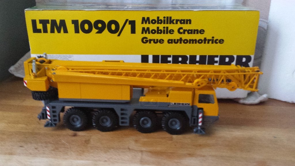 Liebherr 1090/1, Ophalen of Verzenden, Nieuw, Hijskraan, Tractor of Landbouw, Conrad