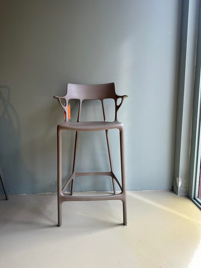 Kartell A.I, Huis en Inrichting, Barkrukken, 1 kruk, Ophalen, Zo goed als nieuw, 60 tot 90 cm