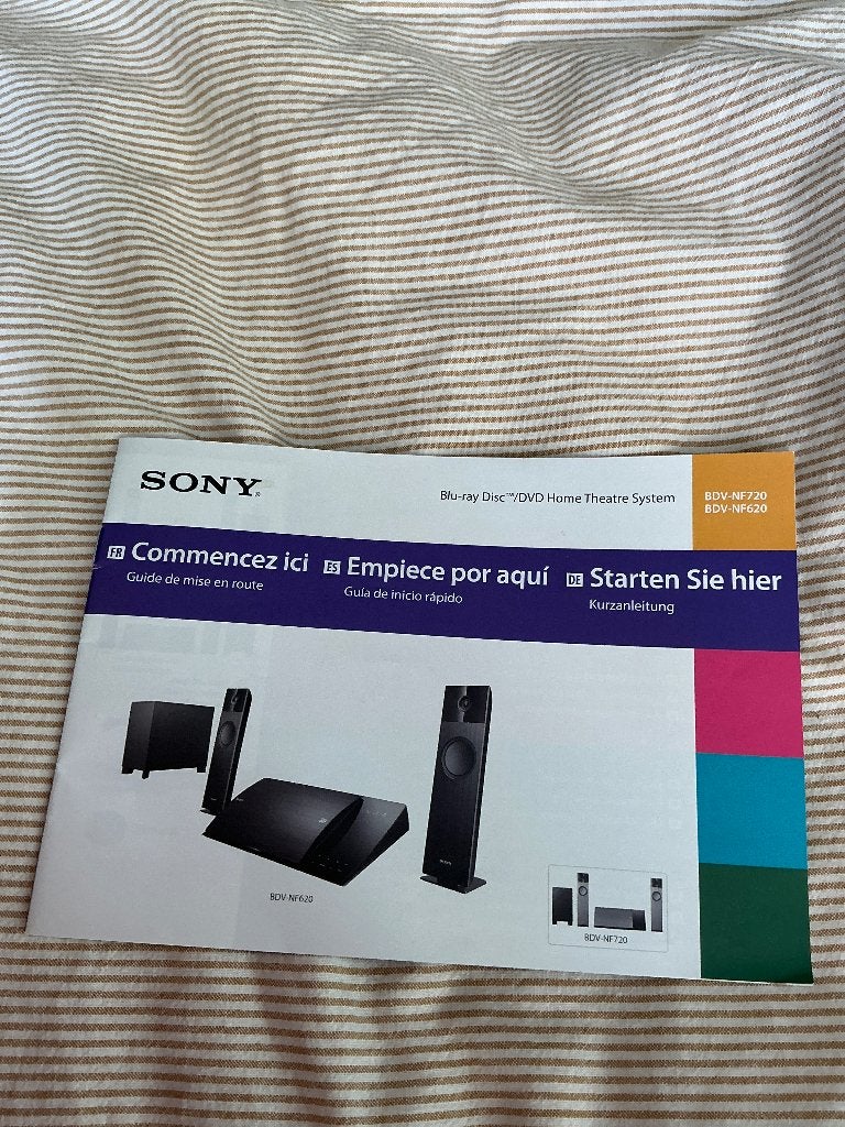 Sony blu-ray Disc/dvd Home theatre system, Audio, Tv en Foto, Ophalen, Blu-ray-speler, 70 watt of meer, Zo goed als nieuw
