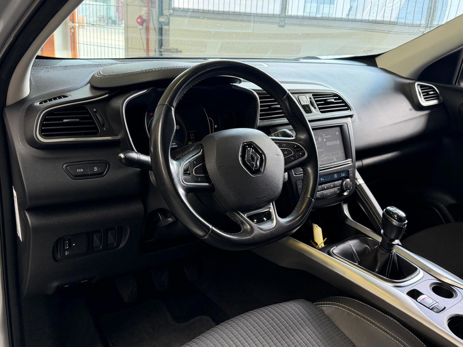 Renault Kadjar 1.2 TCe Bose Camera, carplay, Navi, Leer, Voorwielaandrijving, Kadjar, 4 cilinders, Origineel Nederlands