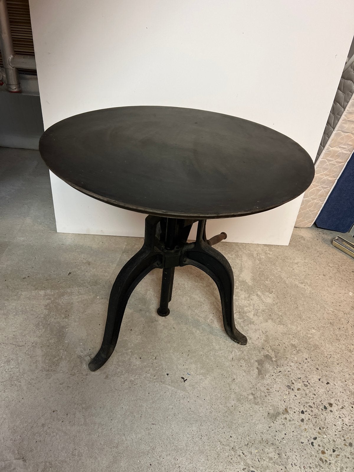Industriële Bijzettafel - Gietijzer, Antiek en Kunst, Ophalen