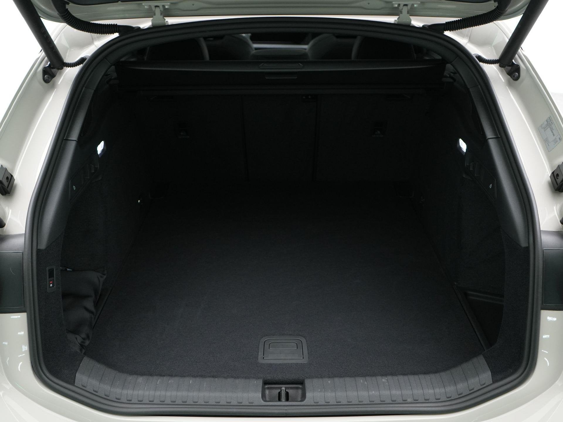 Foto 27 van Audi A6 Avant e-tron S edition 83 kWh 286pk | Luchtvering |