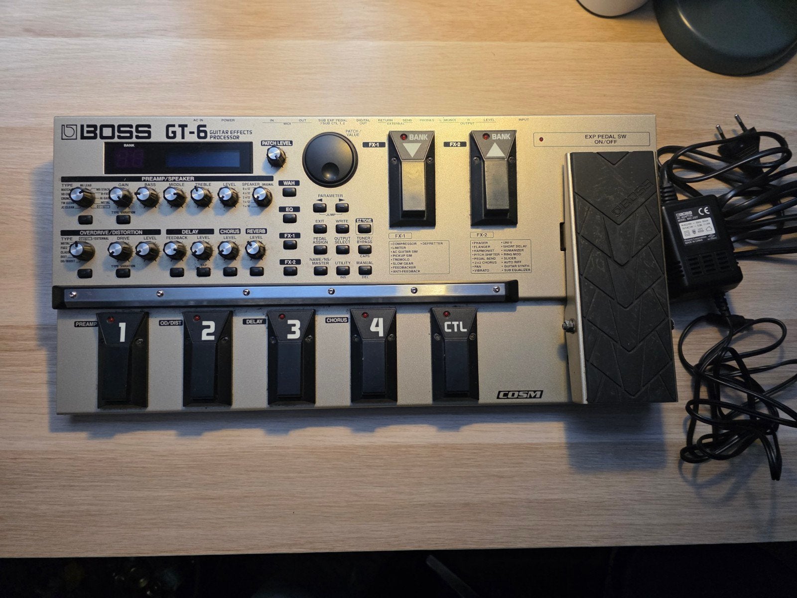 Boss GT-6 Gitaar Multi-effect Processor