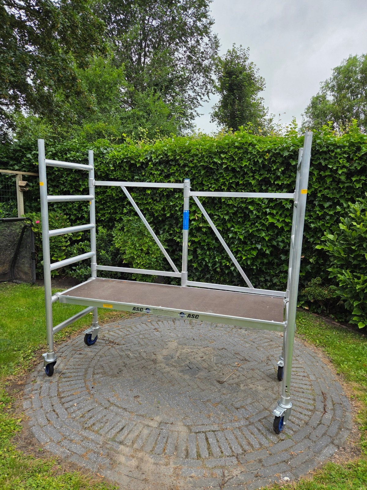 Kamersteiger - Breedte 197 cm, Hoogte 197 cm, Wielen 14 cm, Ophalen, Zo goed als nieuw, Rolsteiger of Kamersteiger, Minder dan 2 meter