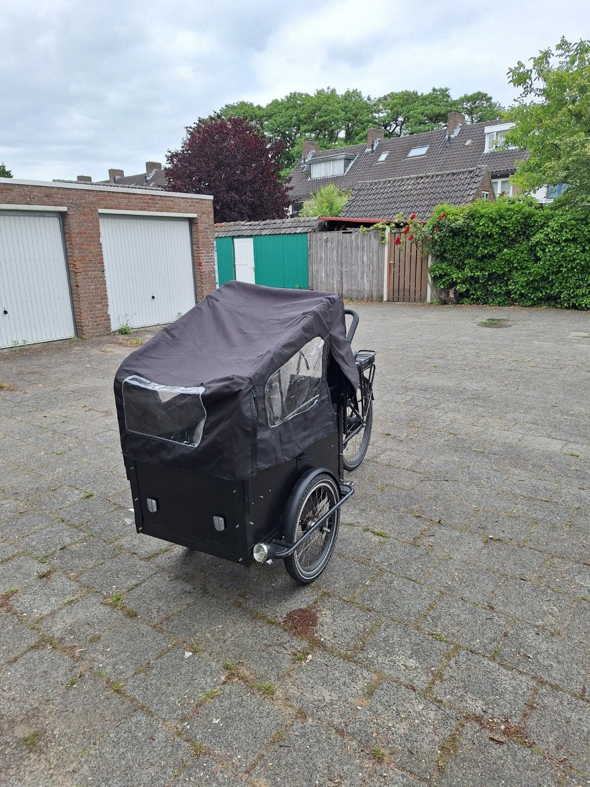 Troy Bike Elektrische Bakfiets met Huif en Babyzitje, Ophalen, Zo goed als nieuw, 4 kinderen of meer, Huif