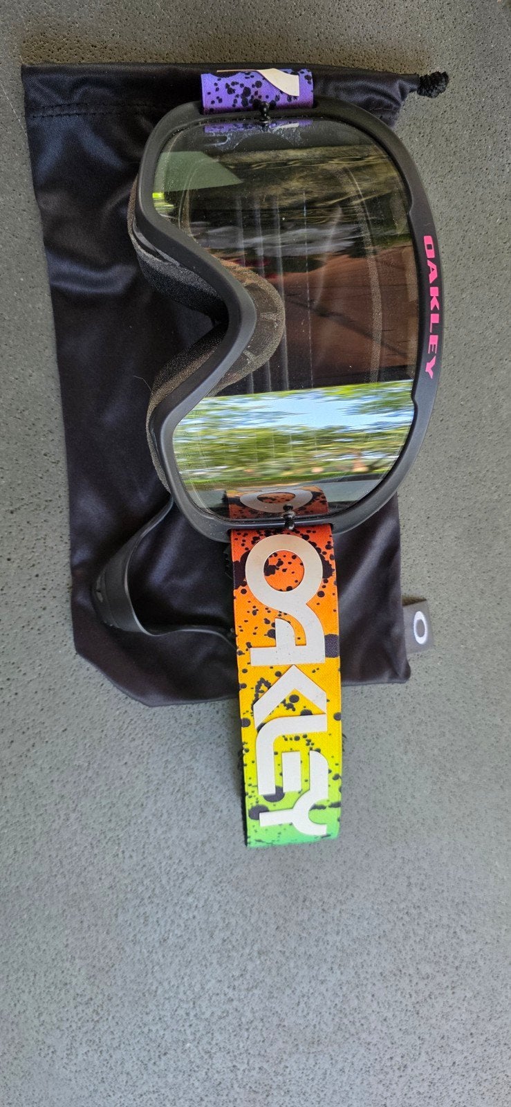 Nieuwe Oakley Crossbril - MX o-frame black spatter, Kinderen, Overige typen, Ophalen, Nieuw met kaartje