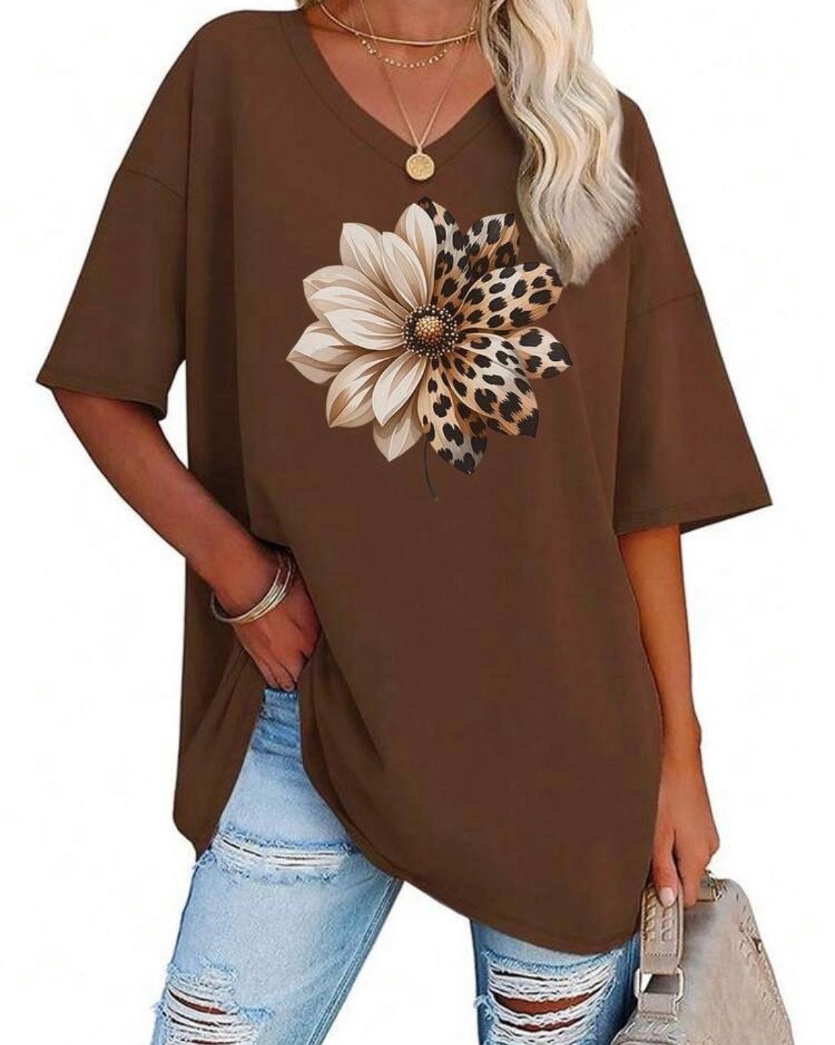 Bruin T-shirt met bloemenprint en luipaarddetails (44-52), Kleding | Dames, Grote Maten, Verzenden, Nieuw, Bruin, Shirt of Top